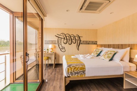 Deluxe Cabin