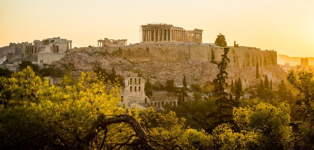 Feture image for Corinthian Cruise - From Athens to Corfu